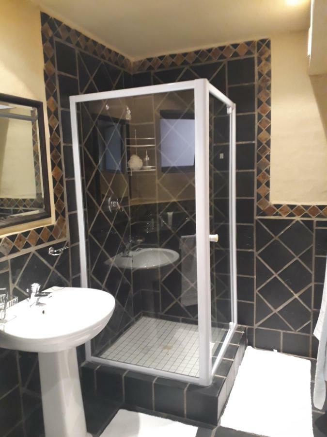 Studio@104 Apartment Mossel Bay Bagian luar foto