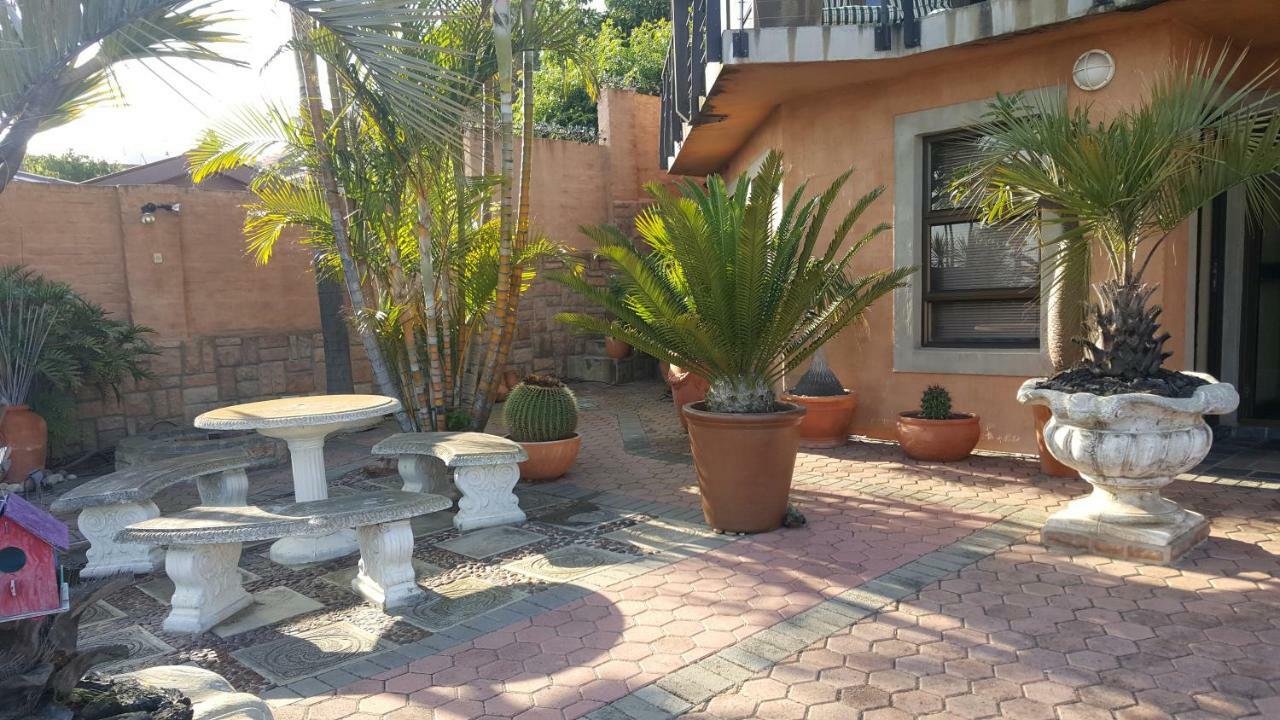 Studio@104 Apartment Mossel Bay Bagian luar foto