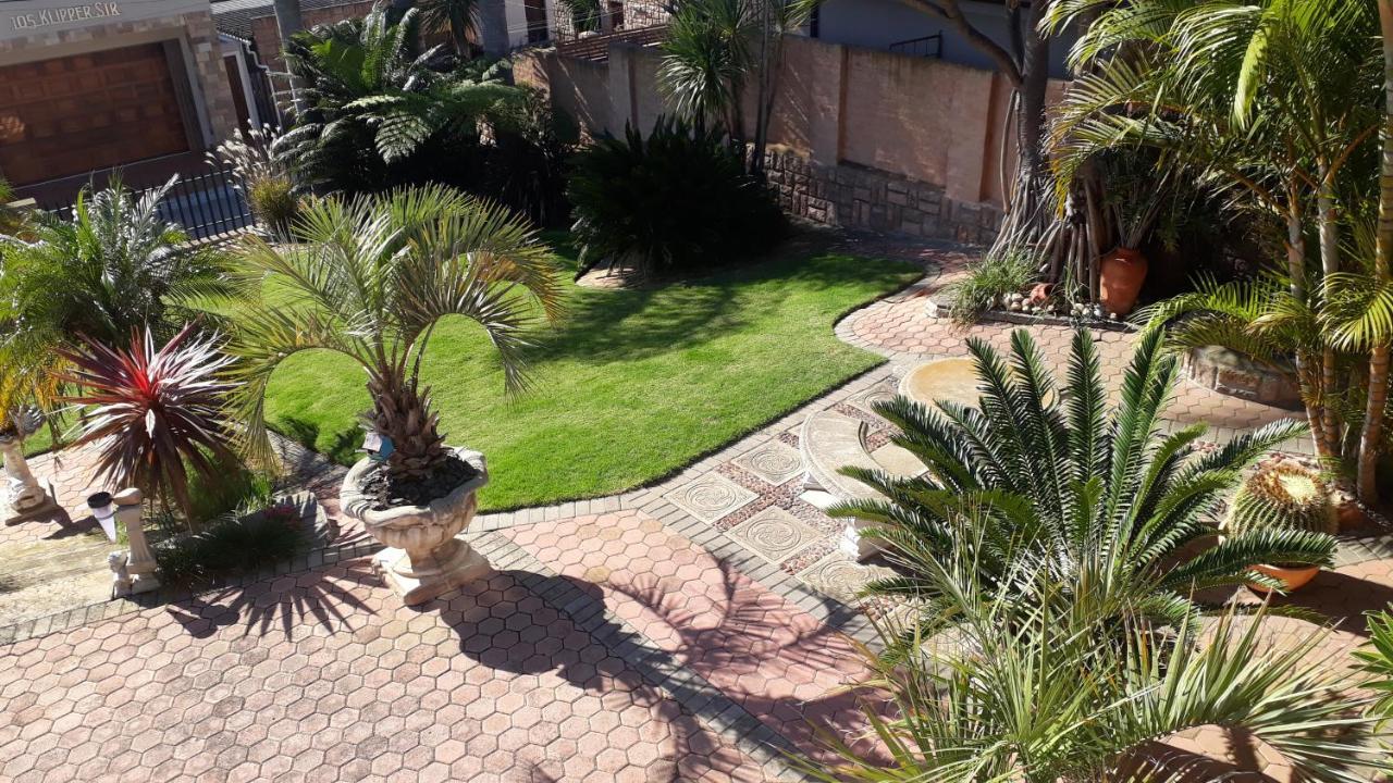 Studio@104 Apartment Mossel Bay Bagian luar foto